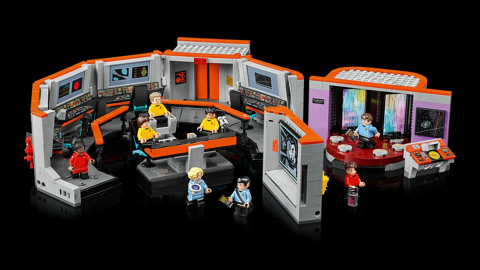 LEGO Icons Star Trek U.S.S. Enterprise NCC-1701 Bridge set 11385 with minifigures of Kirk, Spock and the original crew